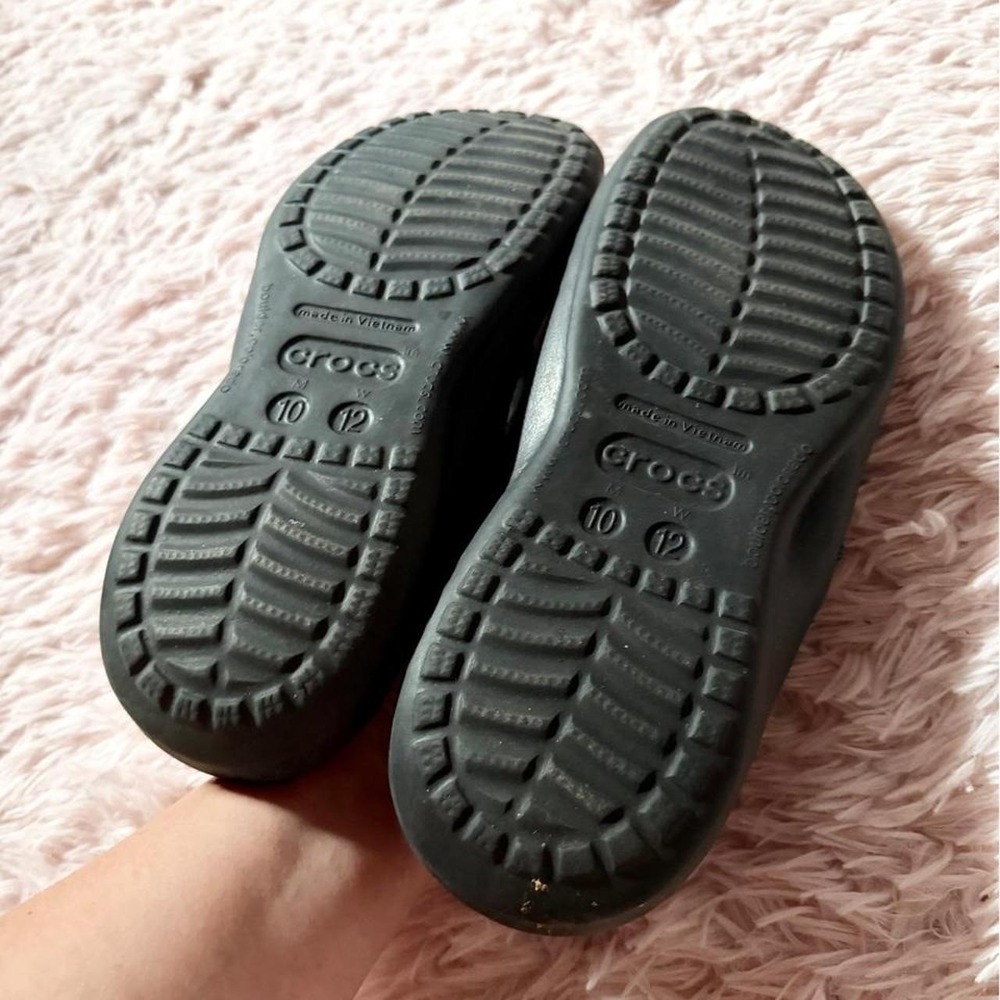 Crocs Athens Classic Gorpcore Camping Outdoors Flip Flops Unisex 12 Swim Beachy - Picture 4 of 5